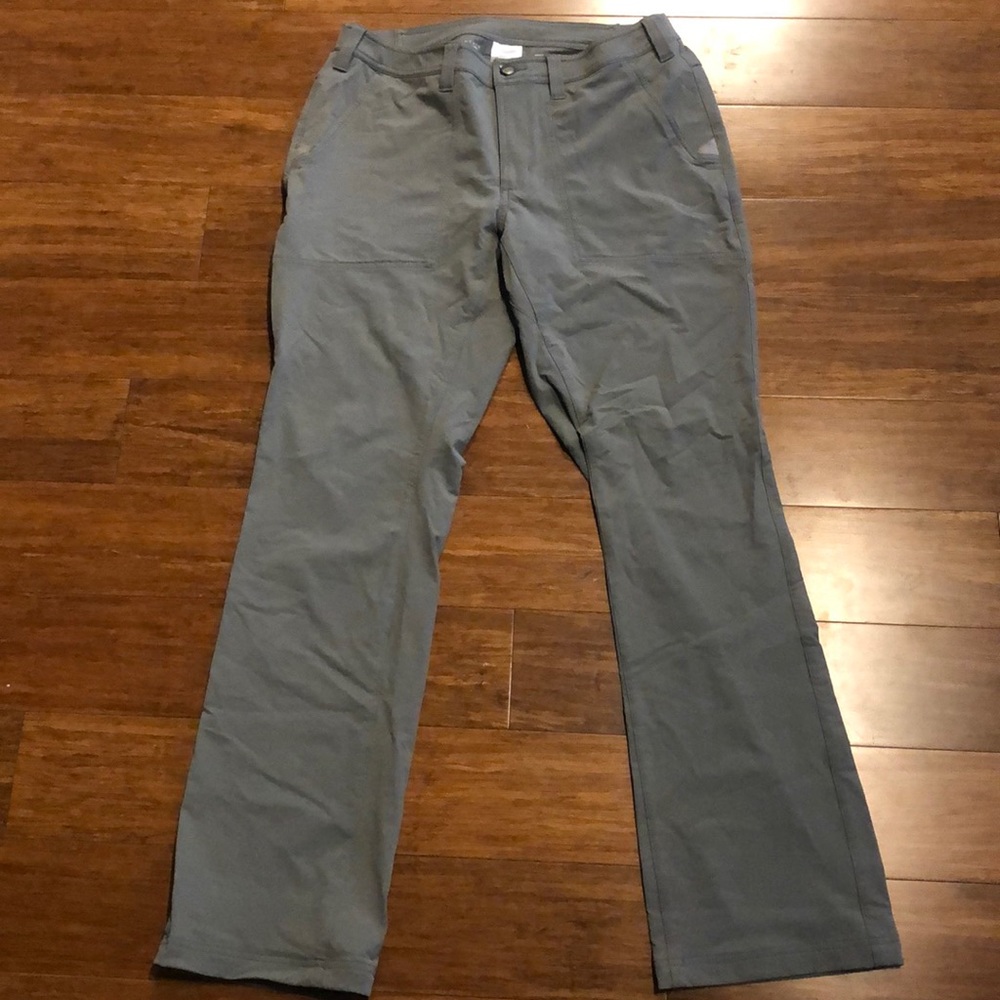 Mountain Hardwear Grey pants Sz Medium